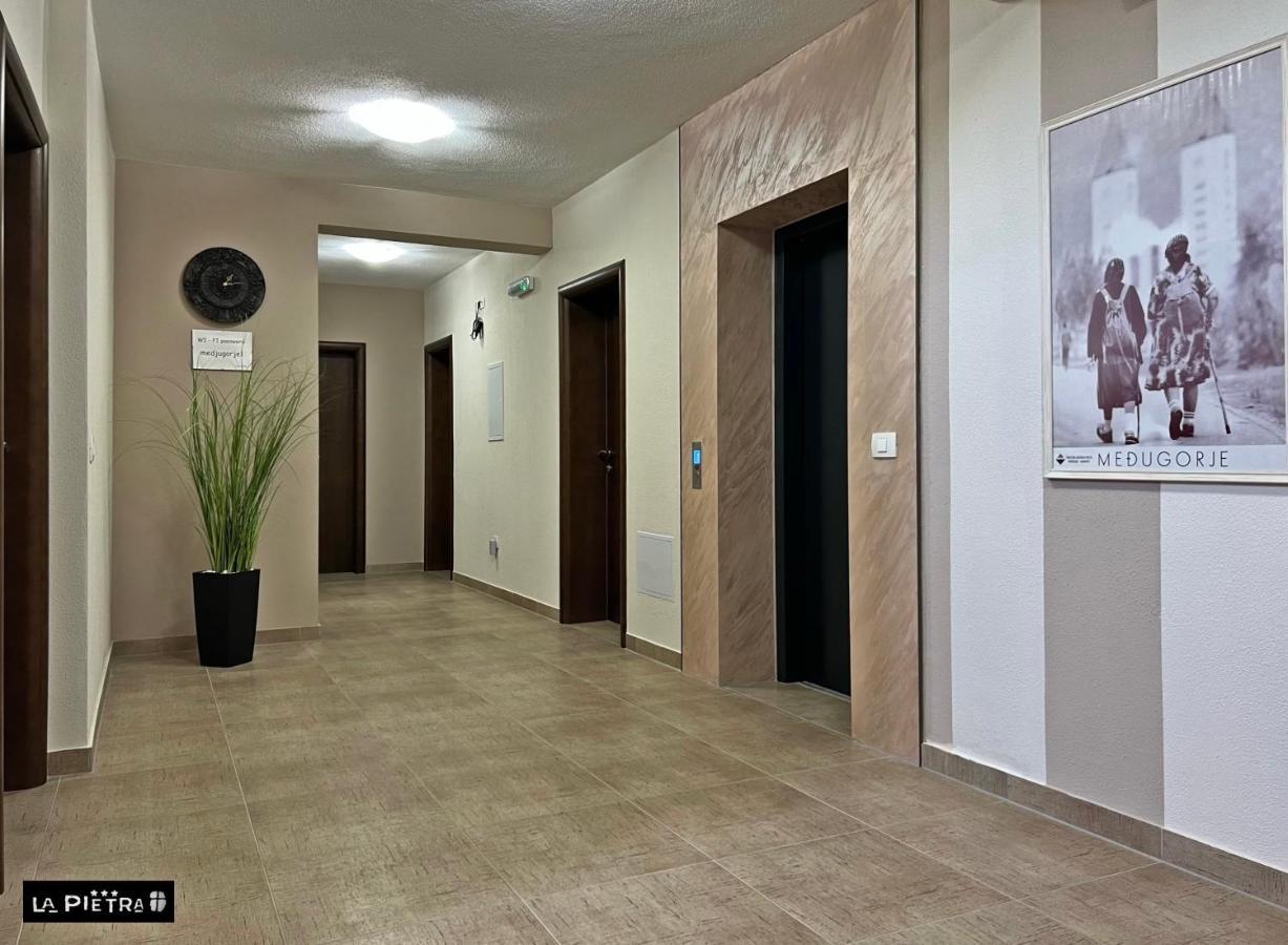 La Pietra Family Hotel Međugorje Екстериор снимка